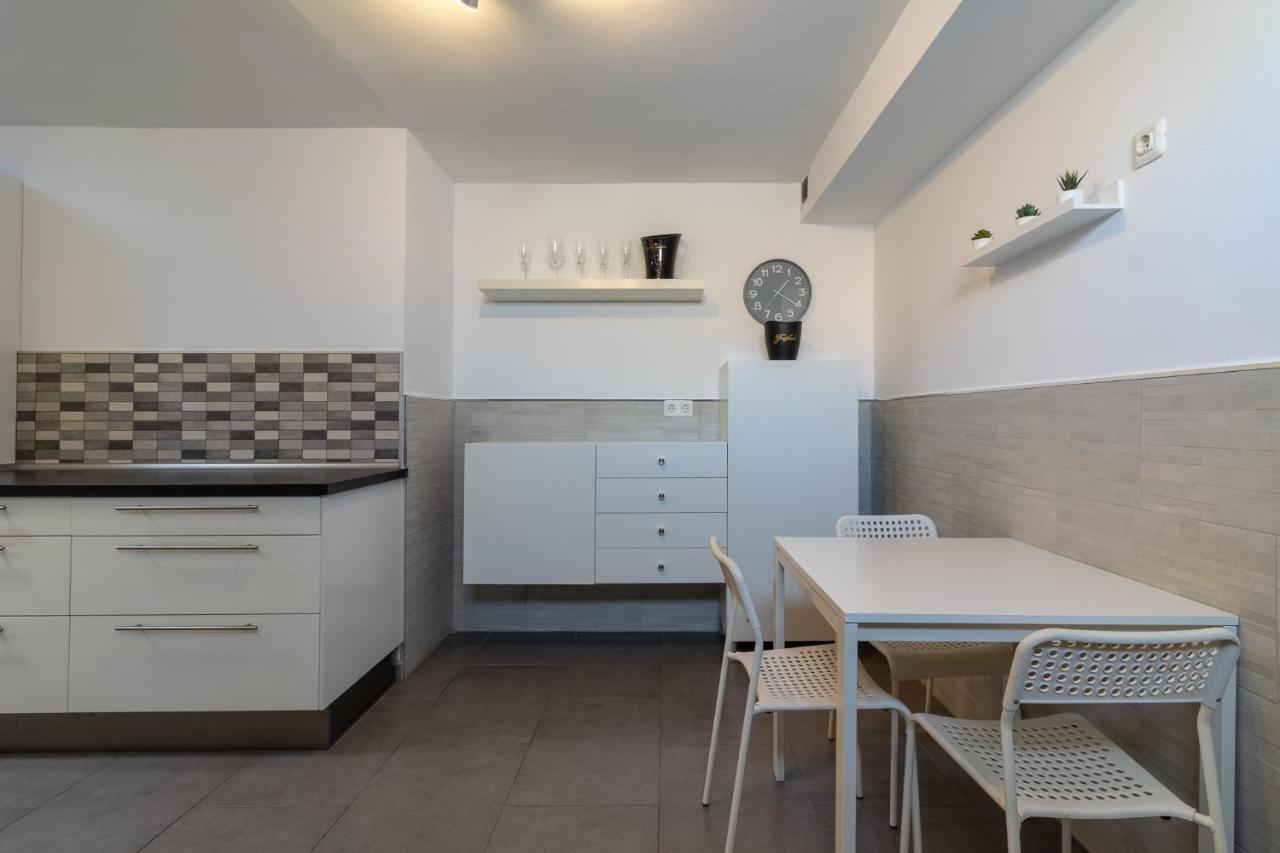 Flatguest Morro Jable * Beach * Terrace * Bbq Morro Jable (Fuerteventura) Exterior photo